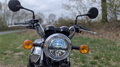 LED Beleuchtung vorne